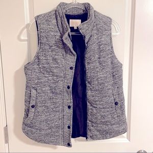 Skies Are Blue M Gray Marled Vest